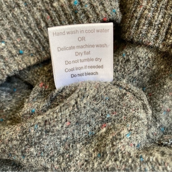 Tom James 1/4 Zip Merino Wool Sweater Grey with Speckles Elbow Patches Casual M - Picture 13 of 16